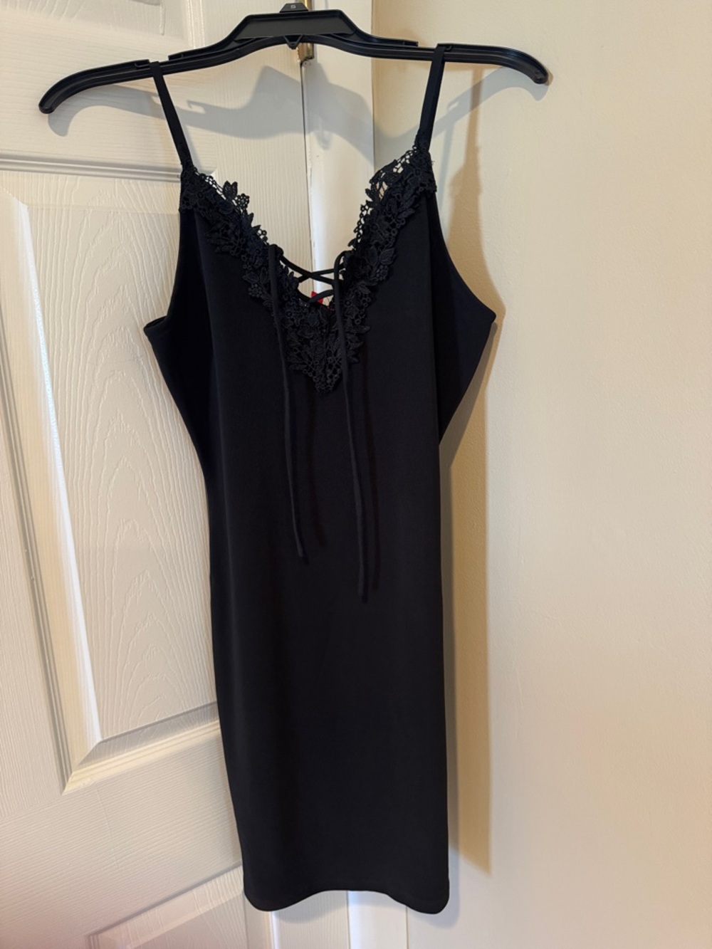 New Black guess Lace-Trim  Dress